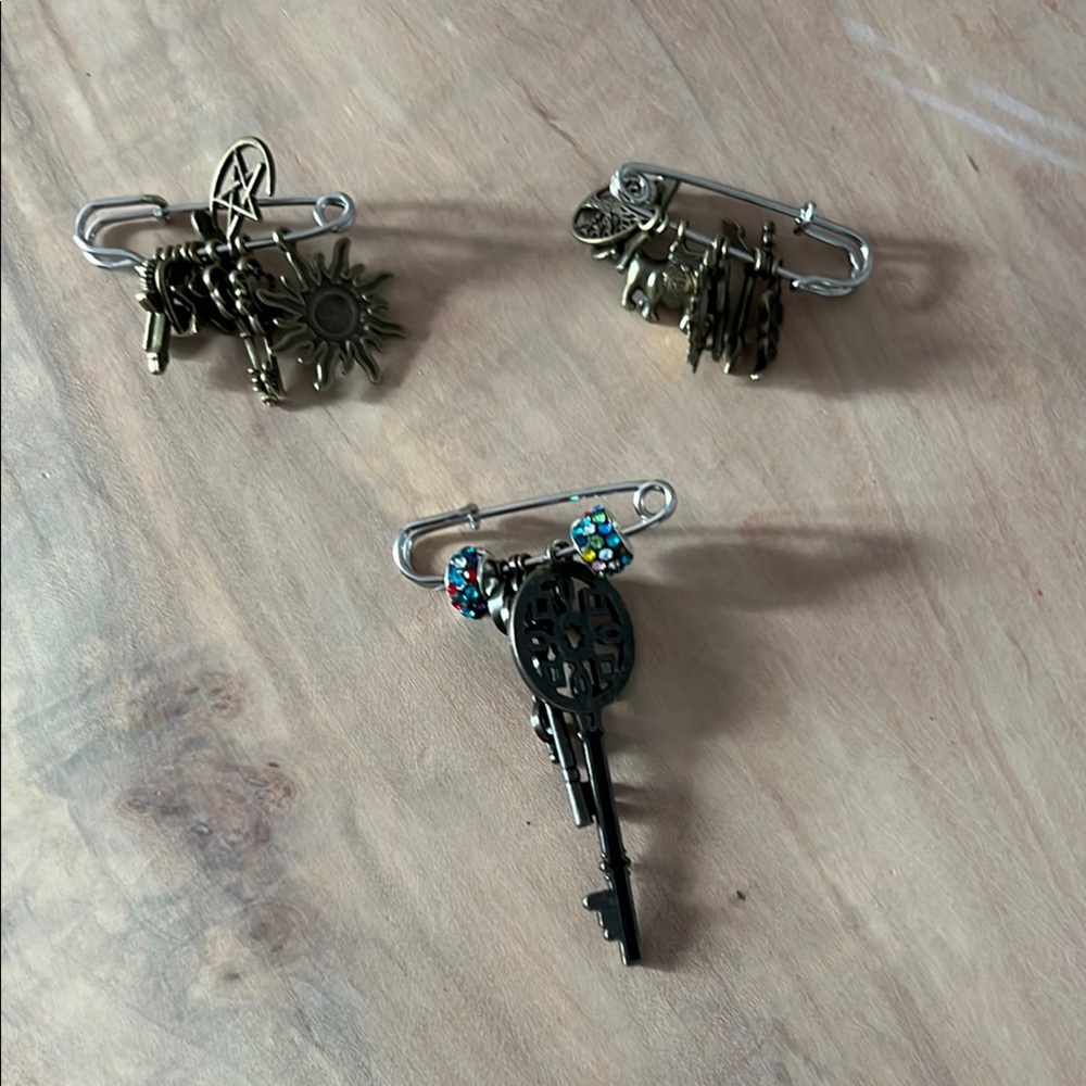 Vintage Style Key and Charm Brooch Set